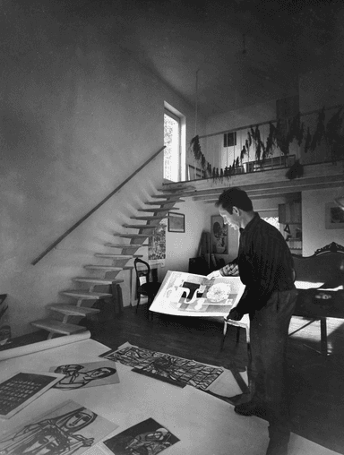 Erich Schickling in seinem Atelier, 1962, © Sigrid Neubert